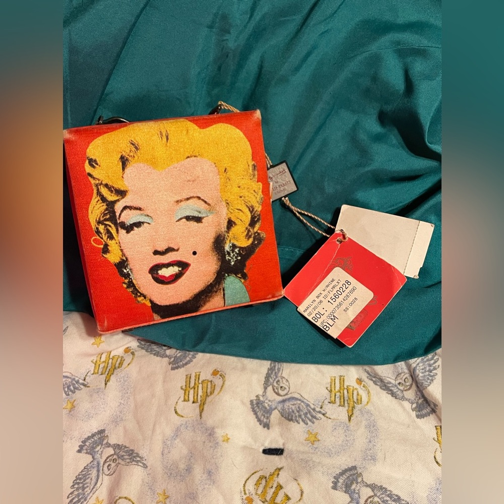 Collectible Philip Treacy Marilyn Monroe Andy Warhol Box Bag - Picture 8 of 9